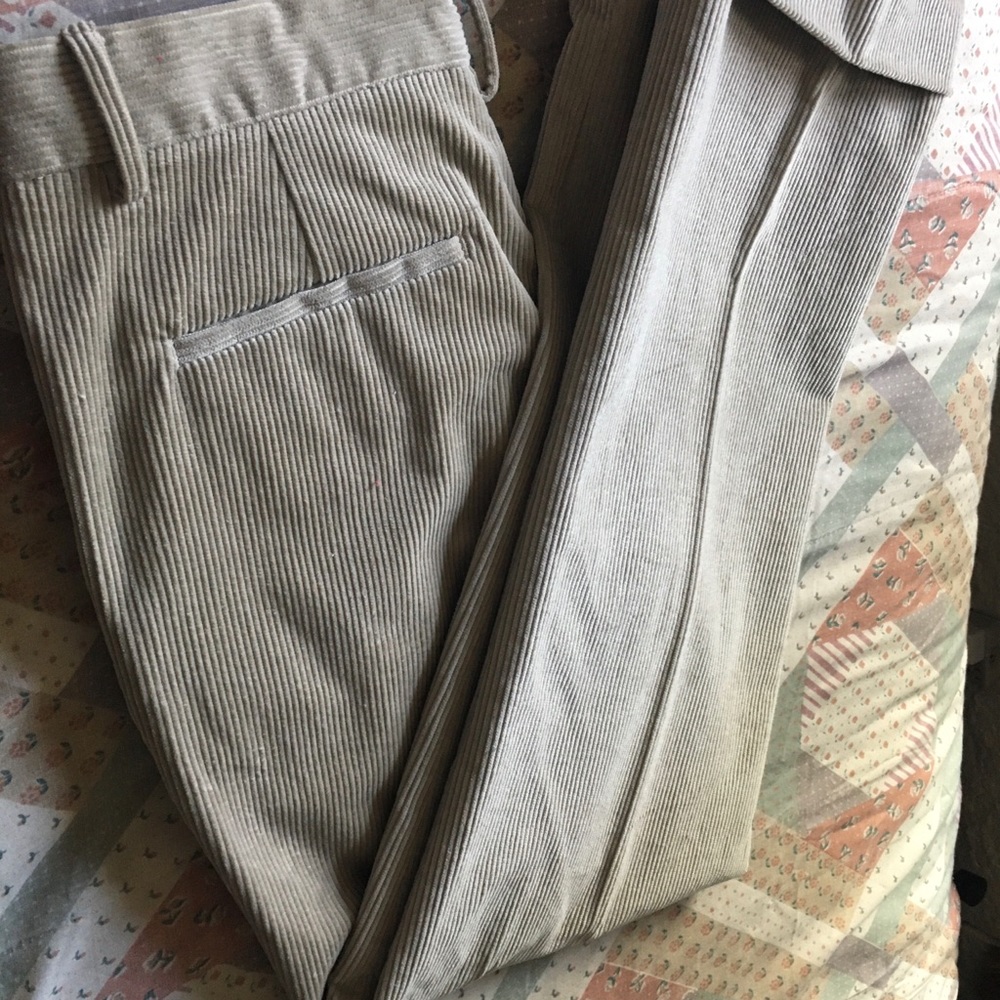 Men’s Banana Republic Tan Corduroy Pants Size32